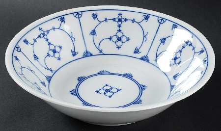 Blau Saks 9" Round Vegetable Bowl