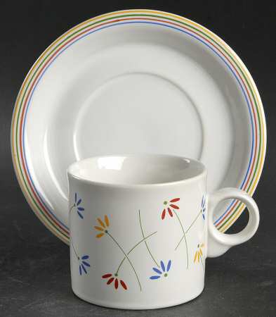 Daisies Flat Cup & Saucer Set by Epoch