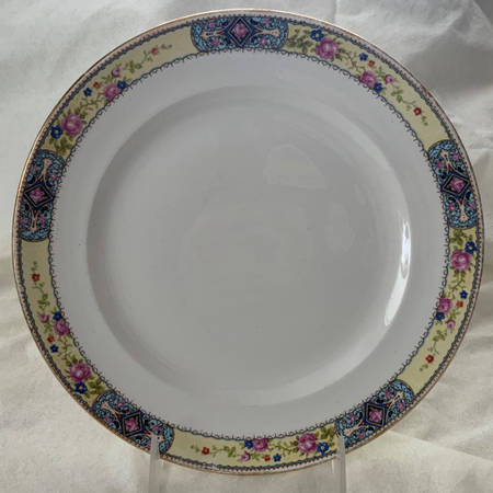 EAL21 Luncheon Plate