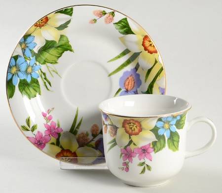E1M2 Flat Cup & Saucer Set