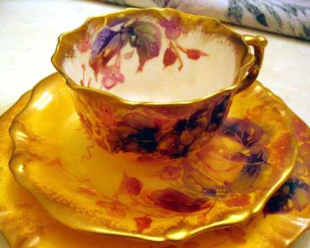 130100 Flat Cup & Saucer Set