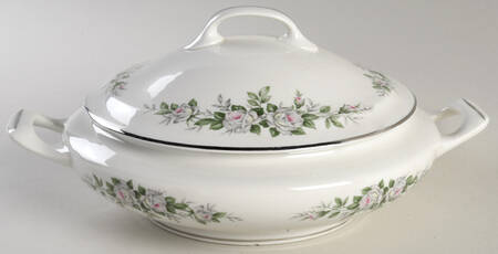 EMB90 Round Covered Vegetable by Embassy (American)
