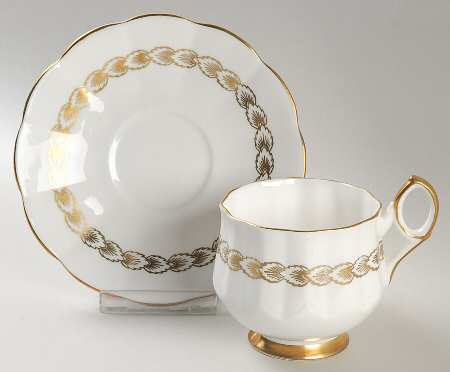 2094 Footed Cup & Saucer Set