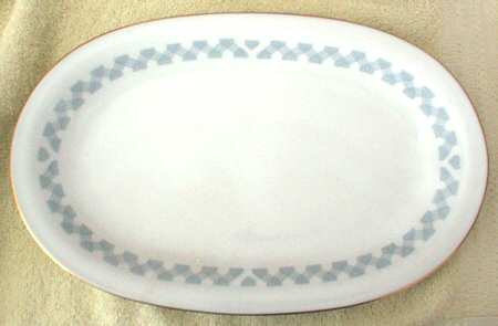 P1146 14" Oval Serving Platter