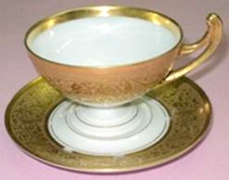 EPI387 Footed Cup & Saucer Set