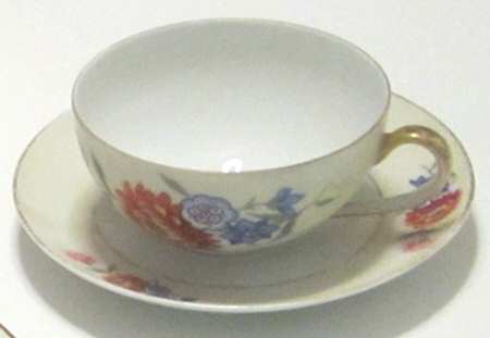 EDH14 Flat Cup & Saucer Set
