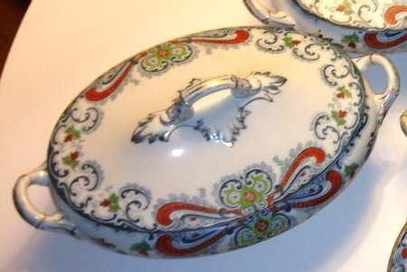 Astoria Multicolor Oval Tureen & Lid