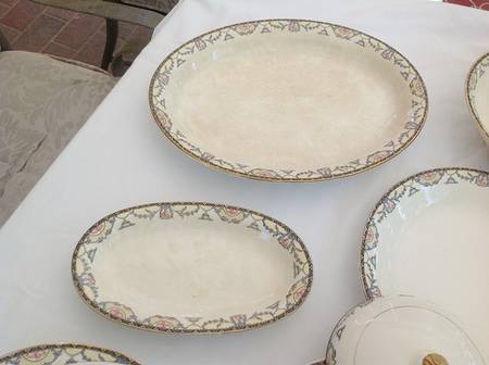EAL29 9" Oval Vegetable Bowl