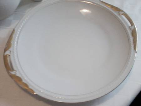 1494 Handled Cake Plate