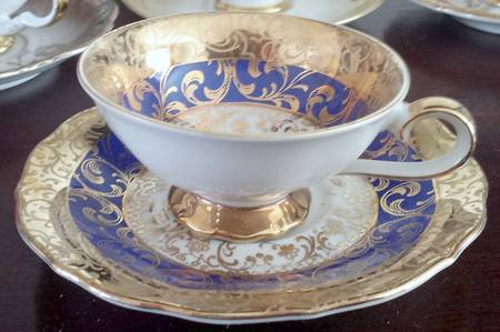 2506 Footed Cup & Saucer Set