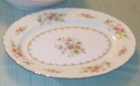 EMJ32 14" Oval Serving Platter