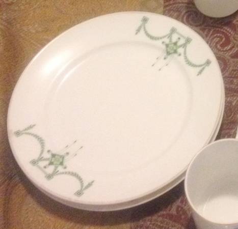 EPI437 Salad Plate