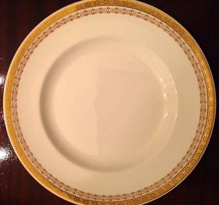V1252 Salad Plate