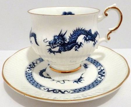 ELZ69 Footed Cup & Saucer Set