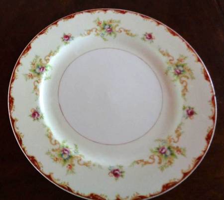 EMJ33 Dinner Plate