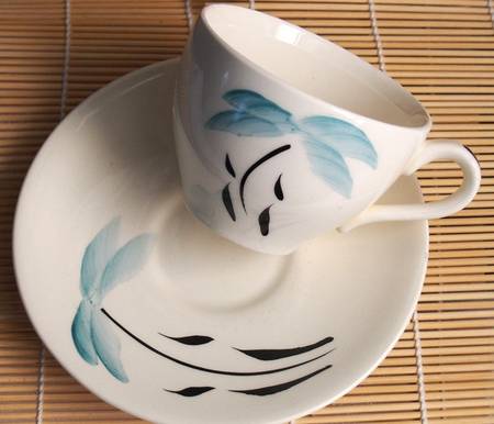 EAN60 Flat Cup & Saucer Set