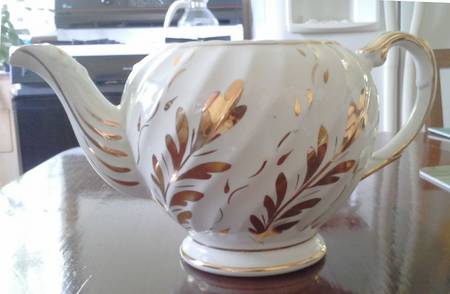2639 Teapot No Lid