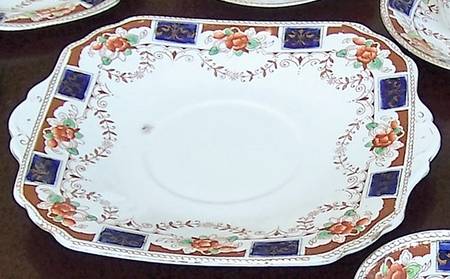 987 Square Handled Cake Plate