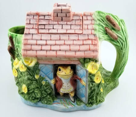 World of Beatrix Potter Teapot & Lid