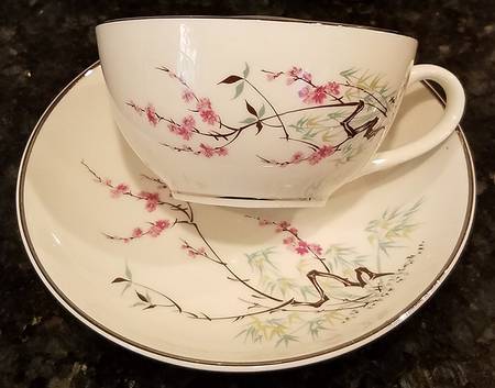EMB102 Flat Cup & Saucer Set