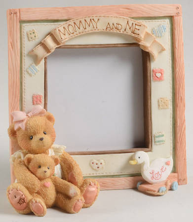 Cherished Teddies Frame-Holds 3" X 3"