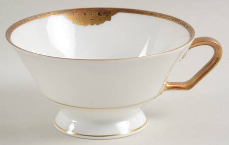 5107 Footed Cup