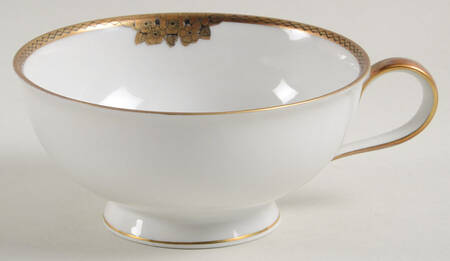 5107 Footed Cup