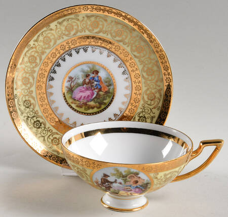 EWL4 Footed Cup & Saucer Set