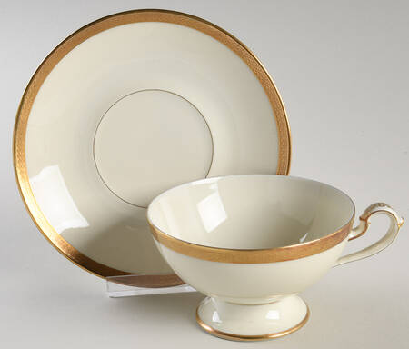 ESC360 Footed Cup & Saucer Set