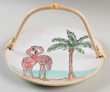 Britney Flamingo 5 3/8"-5 5/8" Bamboo Handled Serving Plate  HC