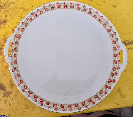 3405 Handled Cake Plate