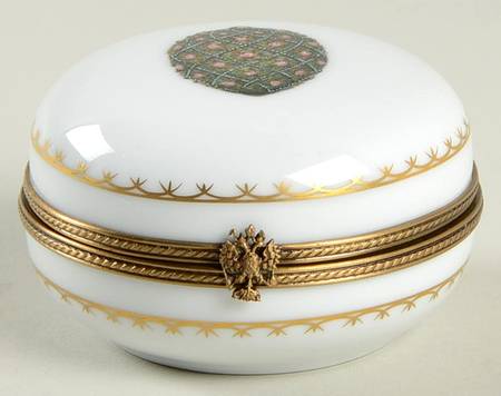 Imperial Egg Collection Round Hinged Box