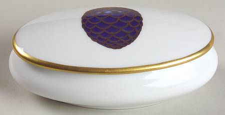 Imperial Egg Collection Oval Box & Lid 4"