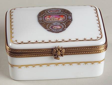 Imperial Egg Collection 2" Rectangular Hinged Box