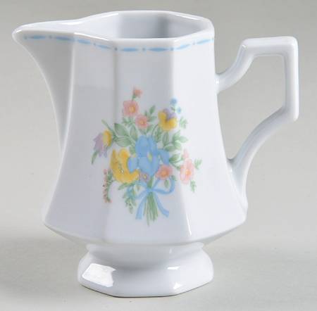 Hampton Creamer