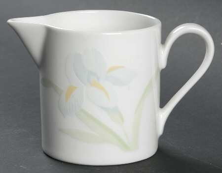 Iris Mist Creamer