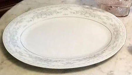 Rosepoint 16" Oval Serving Platter