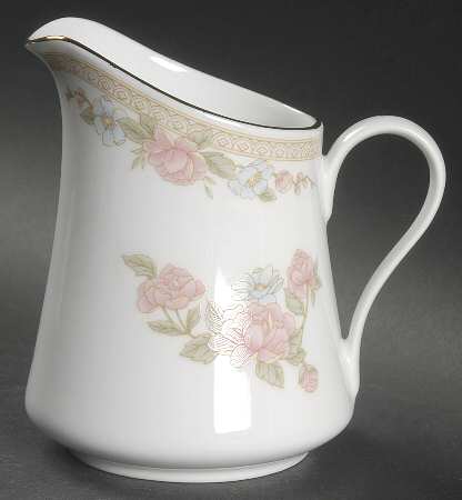 Symphony Creamer