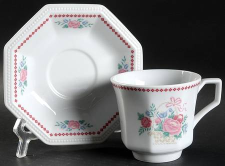 Williamsburg Footed Cup & Saucer Set by Fairfield