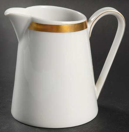 Wedding Band Creamer