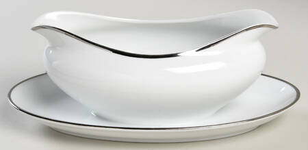 Angelique Gravy Boat with Attached Underplate