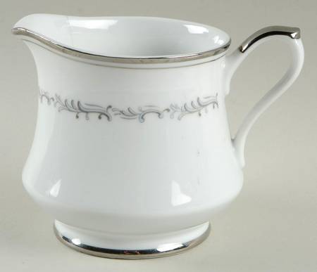 Arabesque Creamer