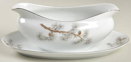 Pinedale Gravy Boat with Attached Underplate by Fashion Manor