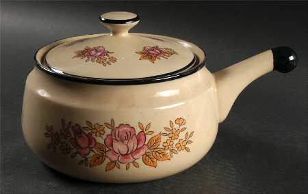 Plum Rose 1 Qt Round Covered Casserole