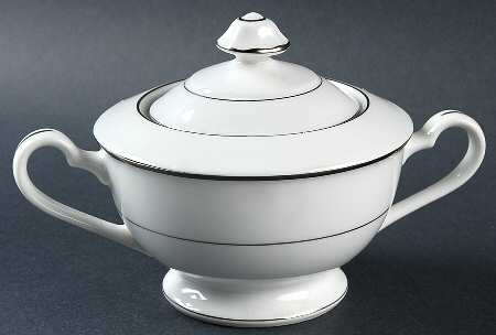 Prelude Sugar Bowl & Lid