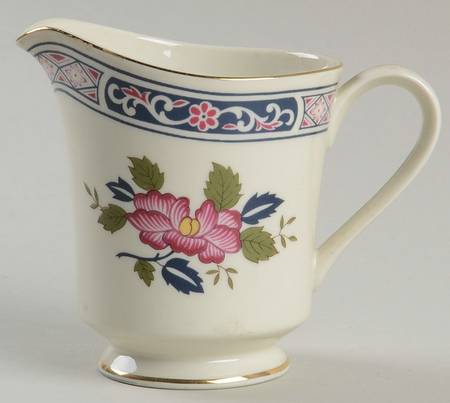 Rosay Creamer by Fashion Manor