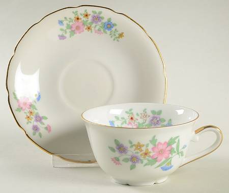 FAN2 Flat Cup & Saucer Set