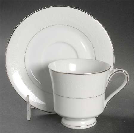 Fascination Footed Cup & Saucer Set