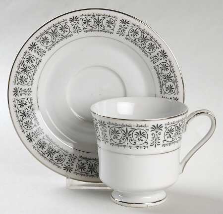 Madrid Footed Cup & Saucer Set