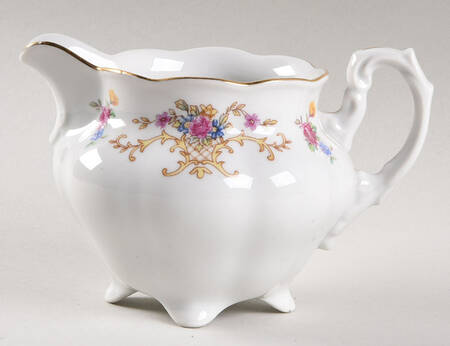 9026 (Thin Trim) Creamer